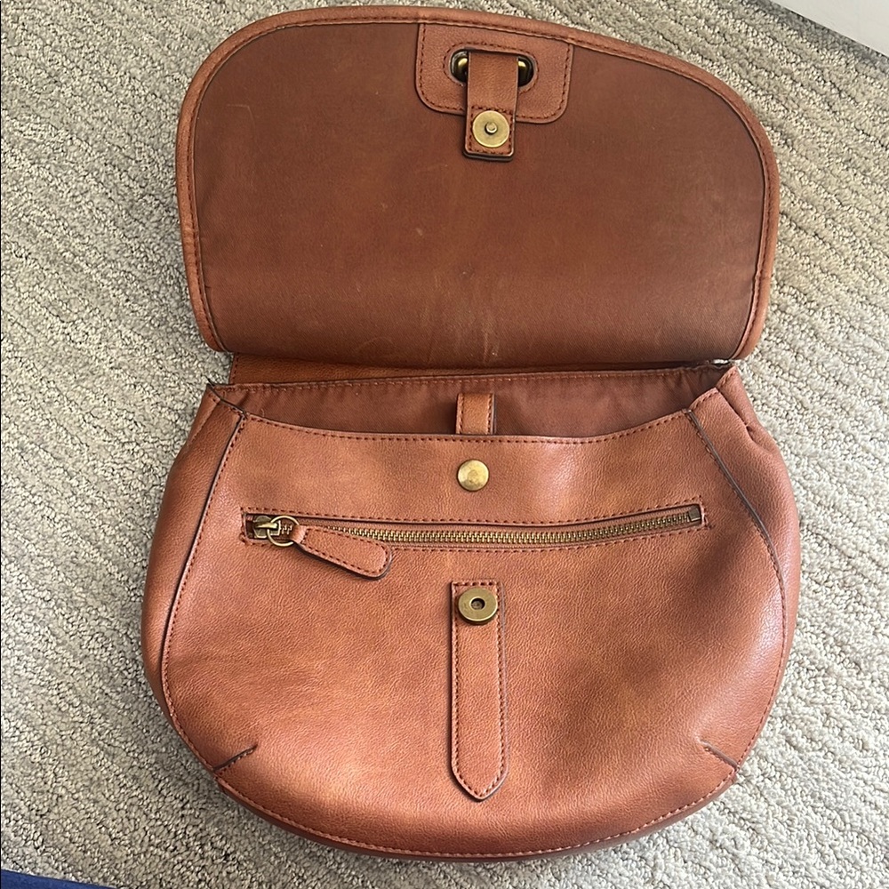 Frye & Co Cognac Faux Leather Crossbody Saddle Bag - Picture 2 of 8